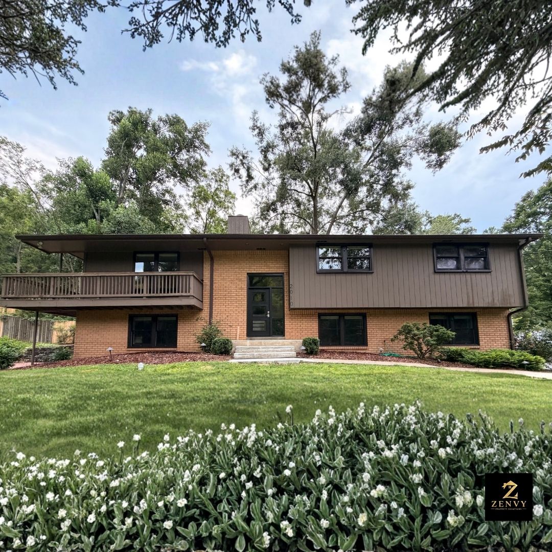 Brentwood, TN Property Refresh: Complete Exterior Transformation Thumbnail