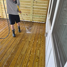 Deck-Cleaning-Brightening-Restoration-Franklin-TN 1