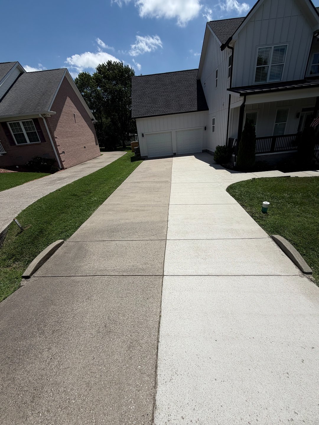 Driveway Cleaning & Sealing | Franklin, TN Thumbnail